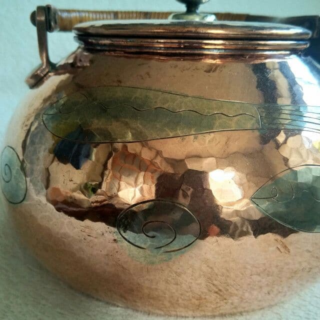 玉川堂湯沸（やかん）鎚起銅器