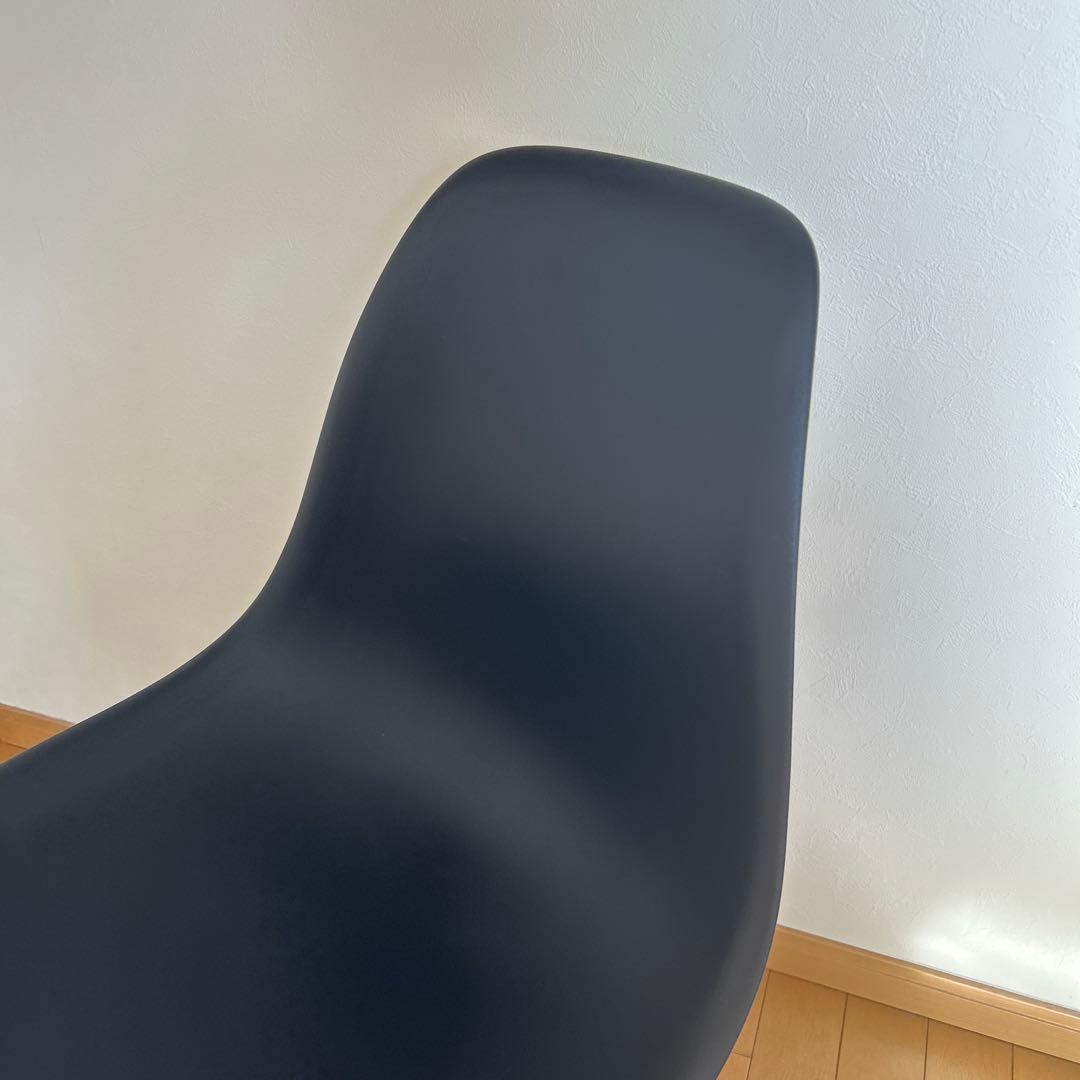 ネイビー エッフェルベース チェア