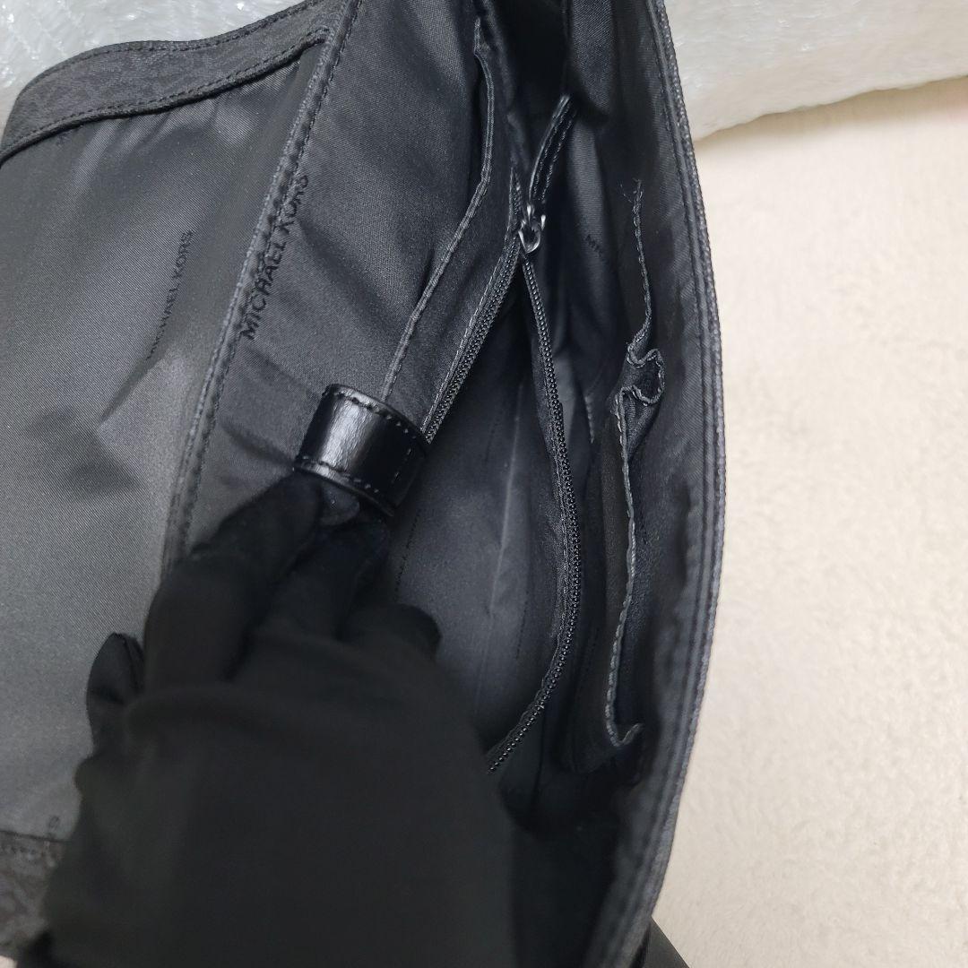 美品✨MICHAEL KORS ショルダーバッグ　ボディバッグ 肩掛け