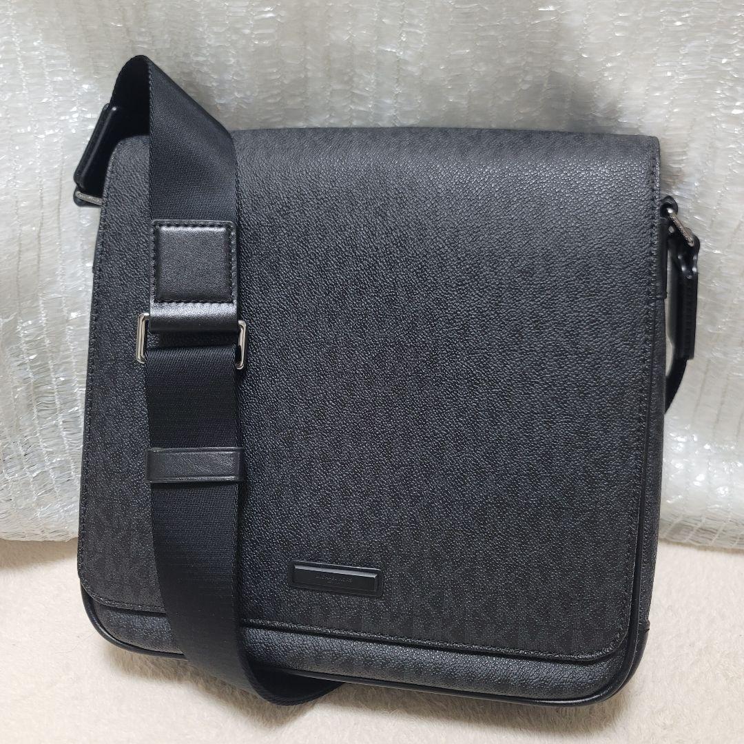 美品✨MICHAEL KORS ショルダーバッグ　ボディバッグ 肩掛け