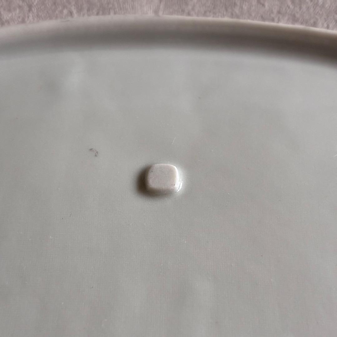 イッチン 楕円皿 長径27cm 作家もの 白磁