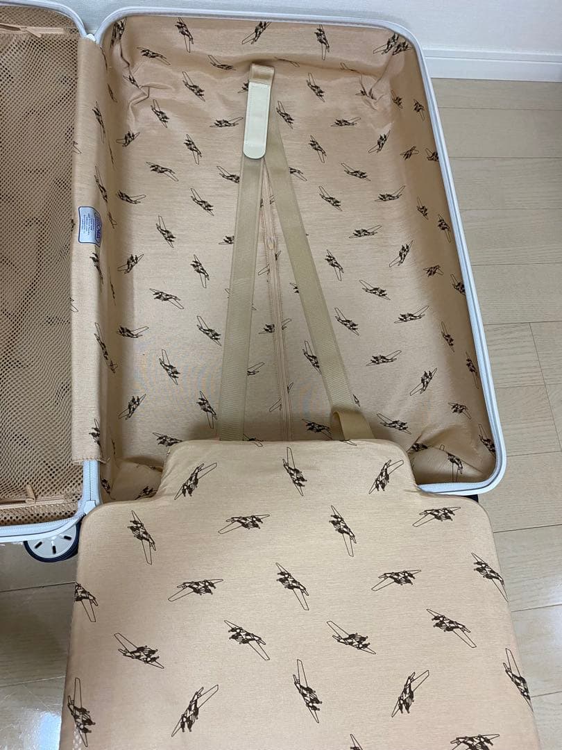 リモワ×ユナイテッドアローズ　別注　スーツケース　エクリュ　86L