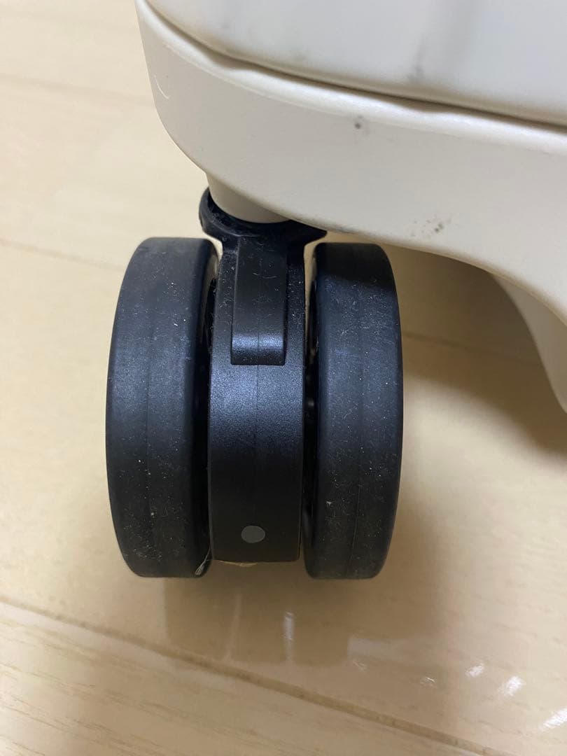 リモワ×ユナイテッドアローズ　別注　スーツケース　エクリュ　86L