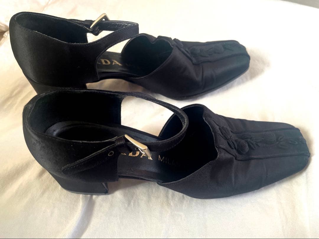 PRADA ブラック サテン ハイヒール　archive90s