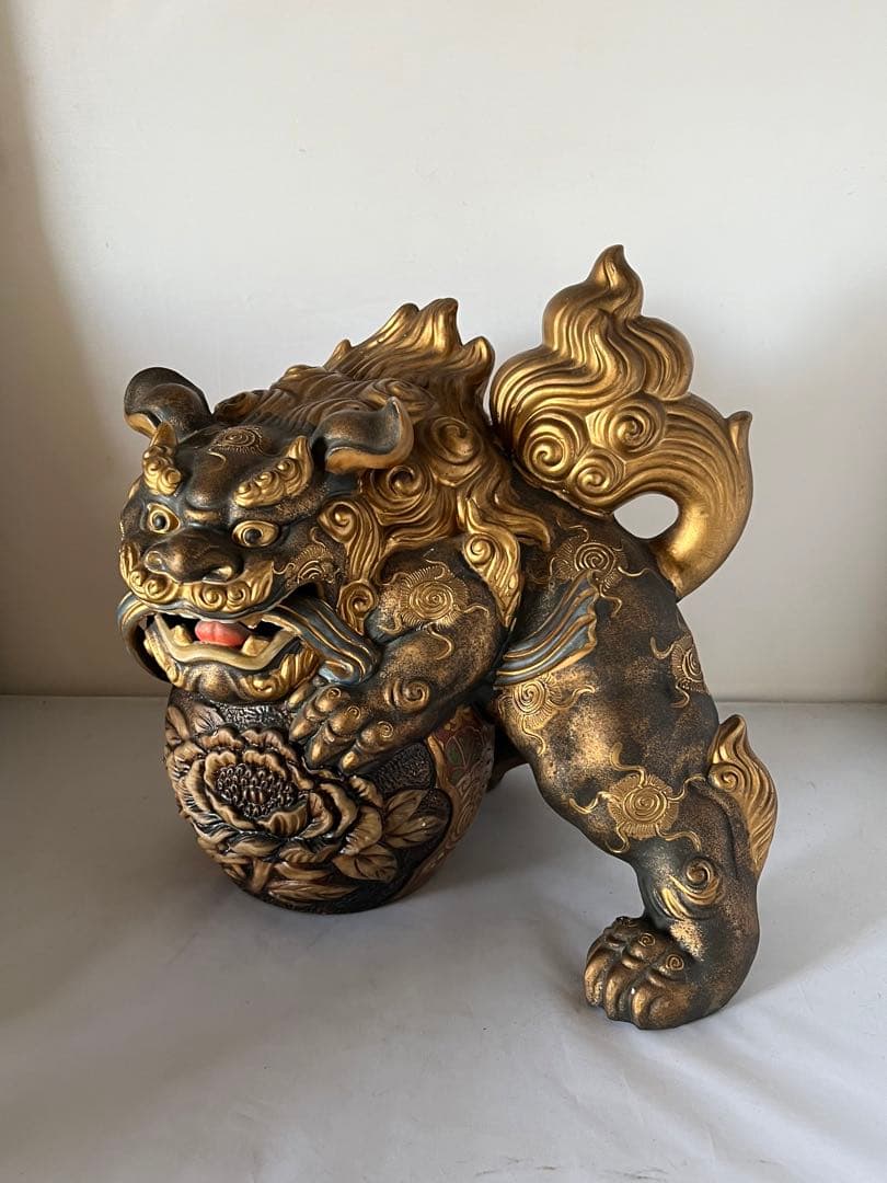 置物　色絵金彩 獅子置物 高30cm 貴重/西き—001