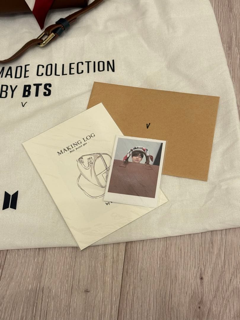 BTS テテ 公式 ボストンバッグ