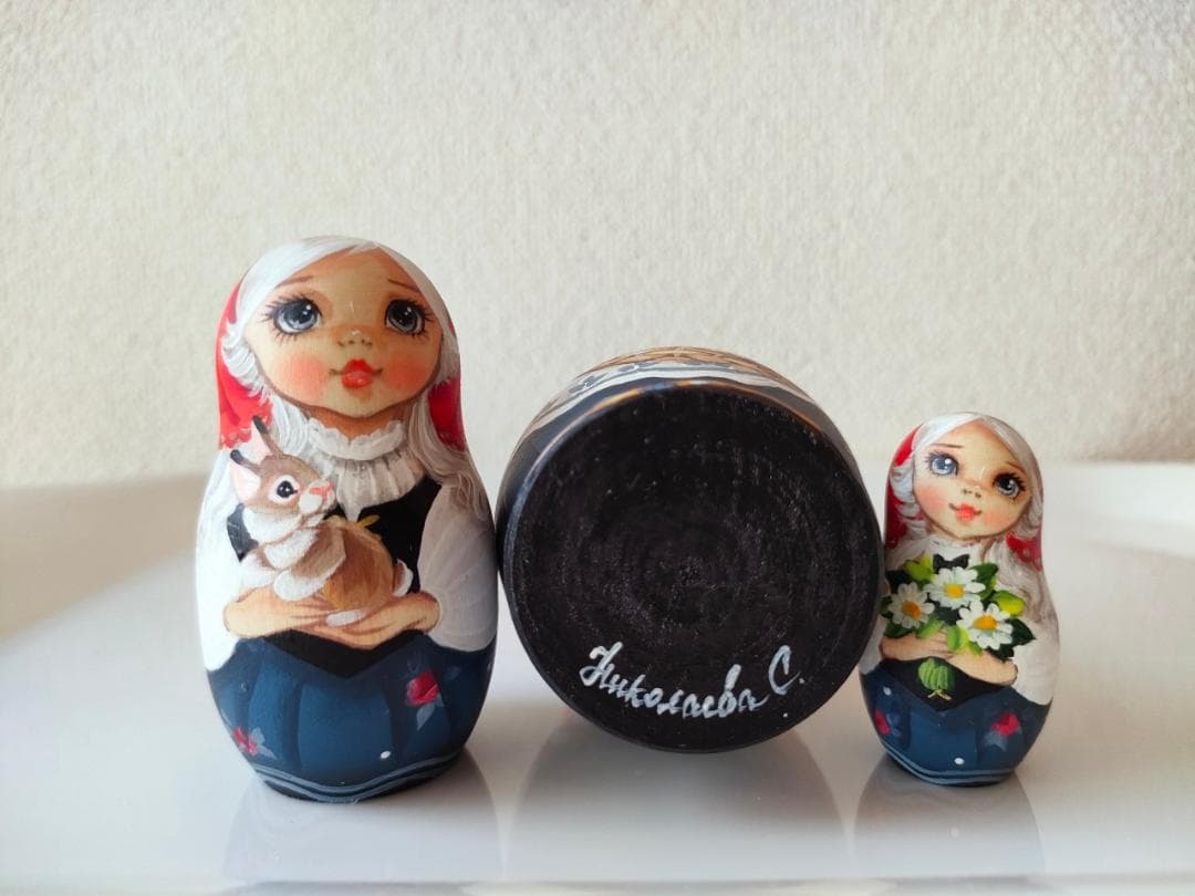 【CBT114】10cm級 マトリョーシカ (中) スベトラーナ 赤ずきんちゃん