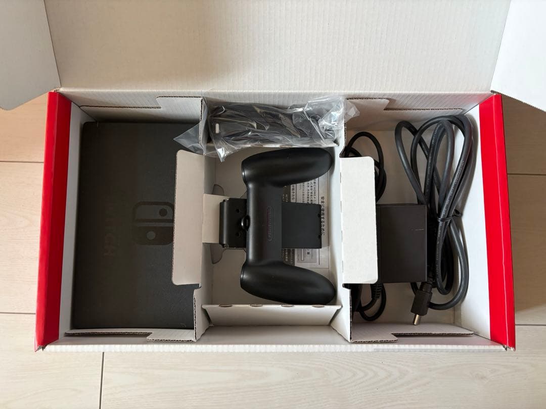 Nintendo Switch 本体 イエロー Joy-Con付き