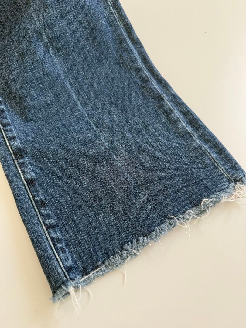 【RED CARD TOKYO×23区】デニム フレアパンツ　ミッドブルー　40