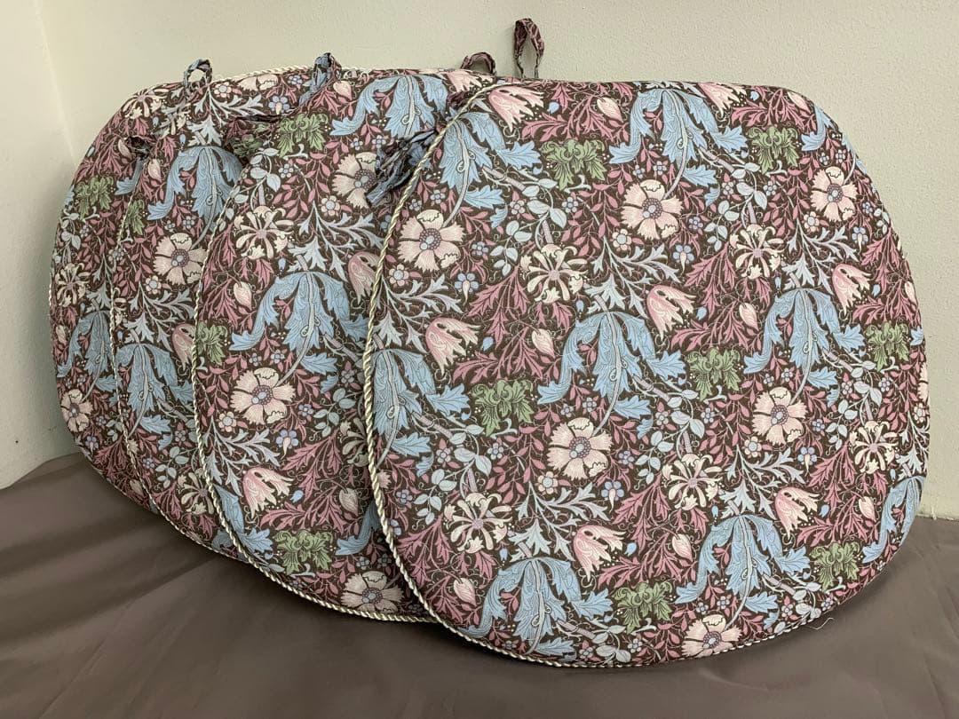 コンプトン柄　ダイニングシートクッション　6枚セット