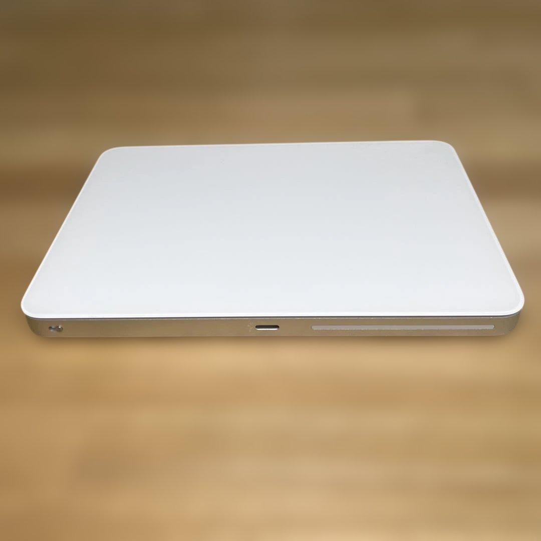 【美品】Apple Magic Trackpad MK2D3ZA/A ホワイト