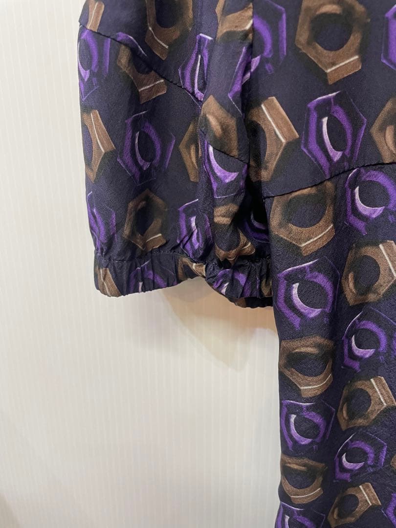 PRADA 幾何学模様 ブラウス シルク素材 プラダ シャツ