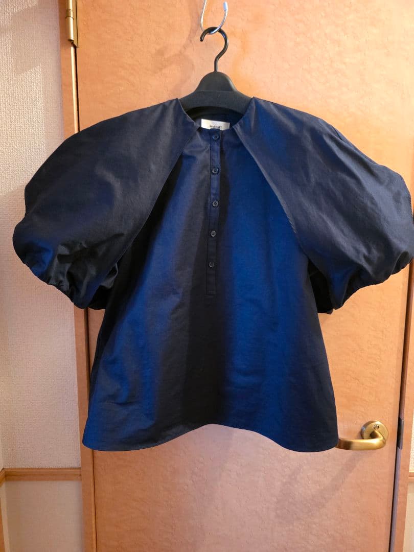 Machatt ヨーク ボリューム スリーブ ネイビー バルーン