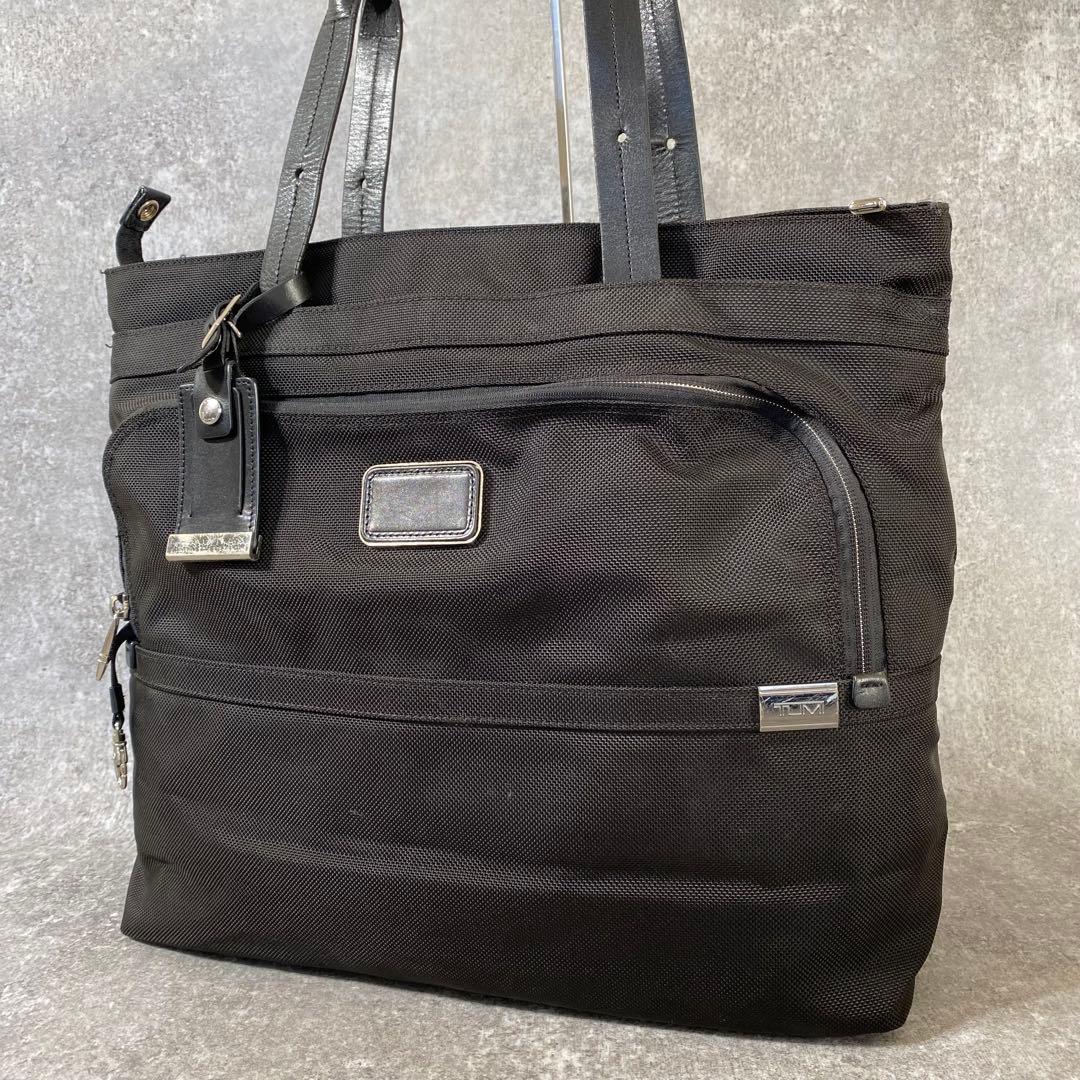 TUMI コンパニオン トートバッグ A4 リミテッド　エディション　限定　黒