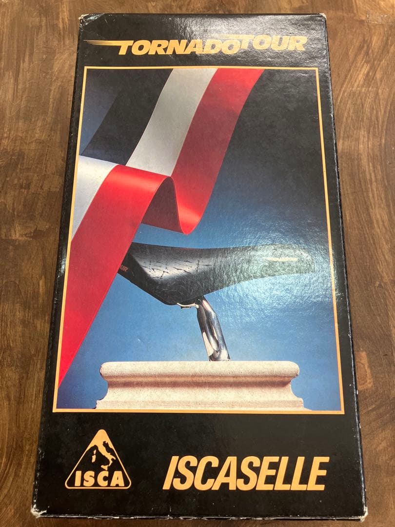 ISCASELLE TORNADO TOUR トルネードサドル　　　　AA21