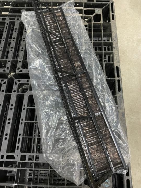 落雪防止金具　雪止め　太陽光