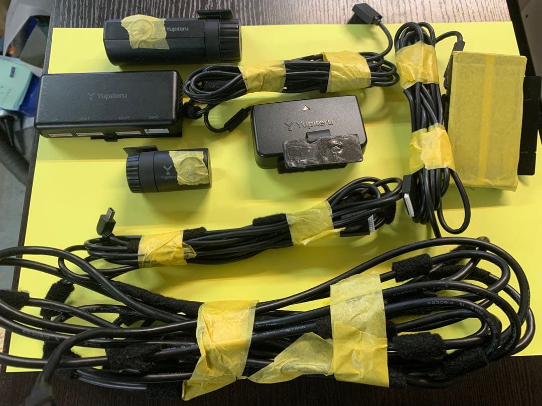 ユピテル　Z840DR リアカメラ付き