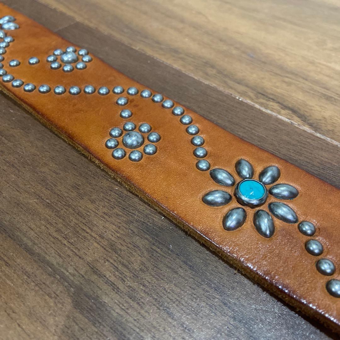 HTC フラワーターコイズ シルバースタッズ ブラウン レザー 34inch