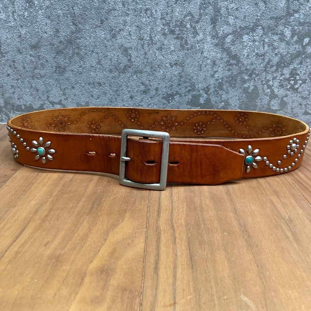 HTC フラワーターコイズ シルバースタッズ ブラウン レザー 34inch