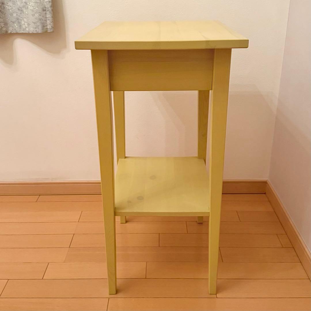 ① IKEA HEMNES イケア ヘムネス サイドテーブル イエロー