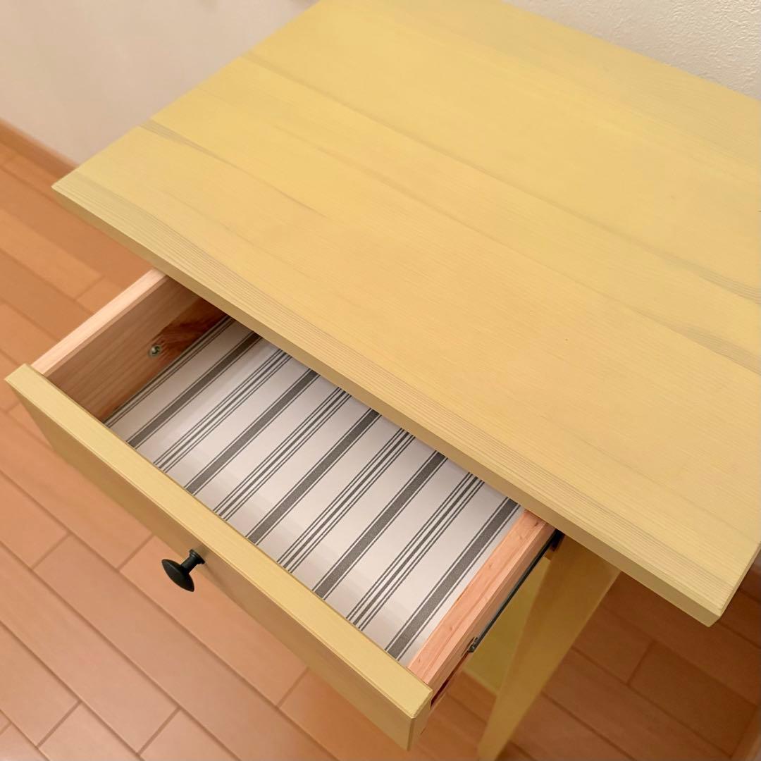 ① IKEA HEMNES イケア ヘムネス サイドテーブル イエロー