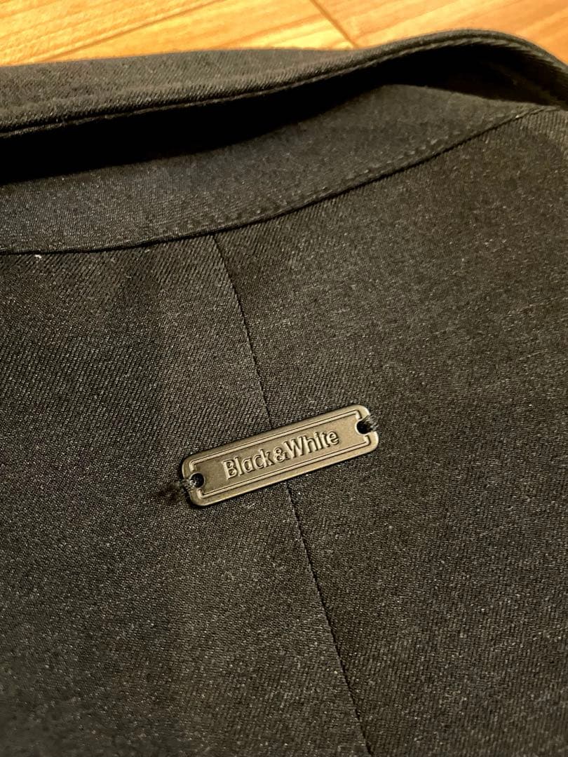 【ほぼ新品】Black&White ゴルフ ジャケット 黒 Lサイズ