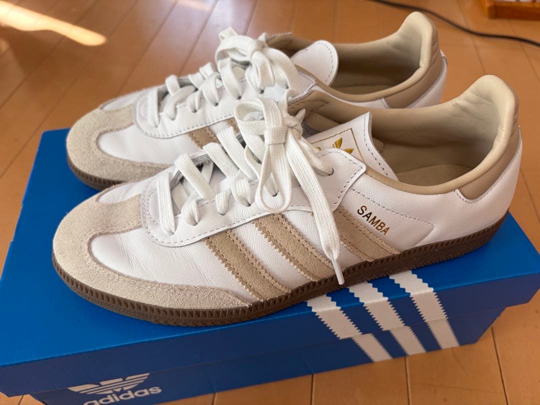 adidas Samba ホワイト/ベージュ スニーカー　25㎝