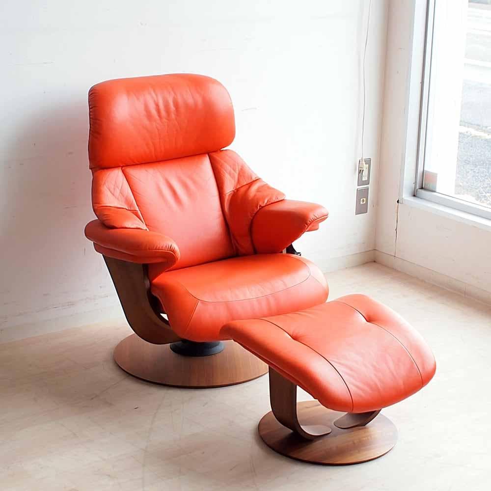 カリモク　ザ・ファースト リクライニングチェア オットマン付き ZR24398