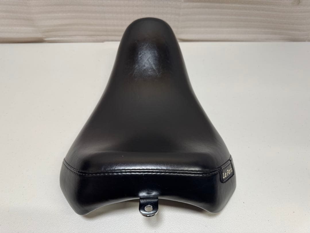 ラペラ　ソロシート　ベアボーンズ　スポーツスター　XL 883 04-