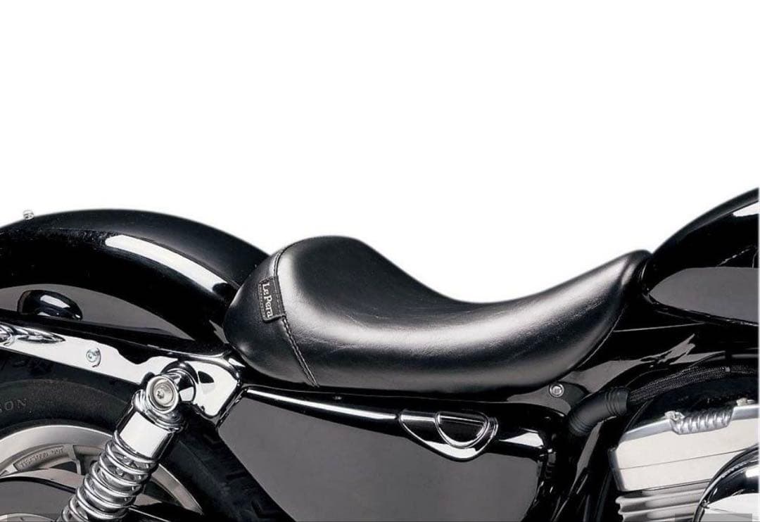 ラペラ　ソロシート　ベアボーンズ　スポーツスター　XL 883 04-