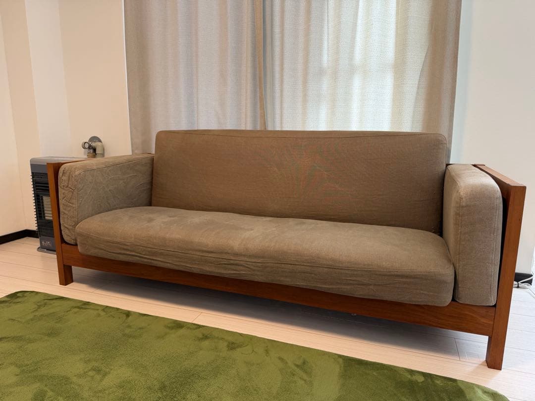 美品　北の住まい設計社　3人がけソファー　天然木　札幌から出品