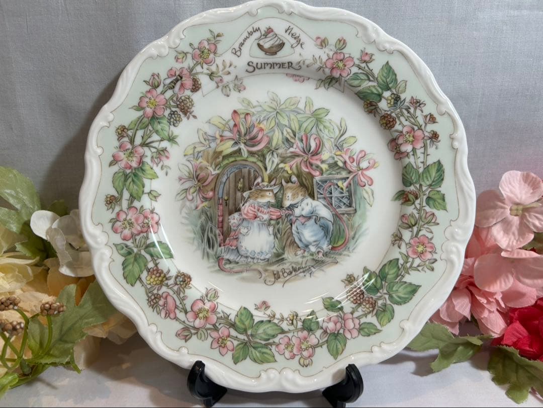 ロイヤルダルトン　ブランブリーヘッジ　サマープレート当時物ネームサイン入り