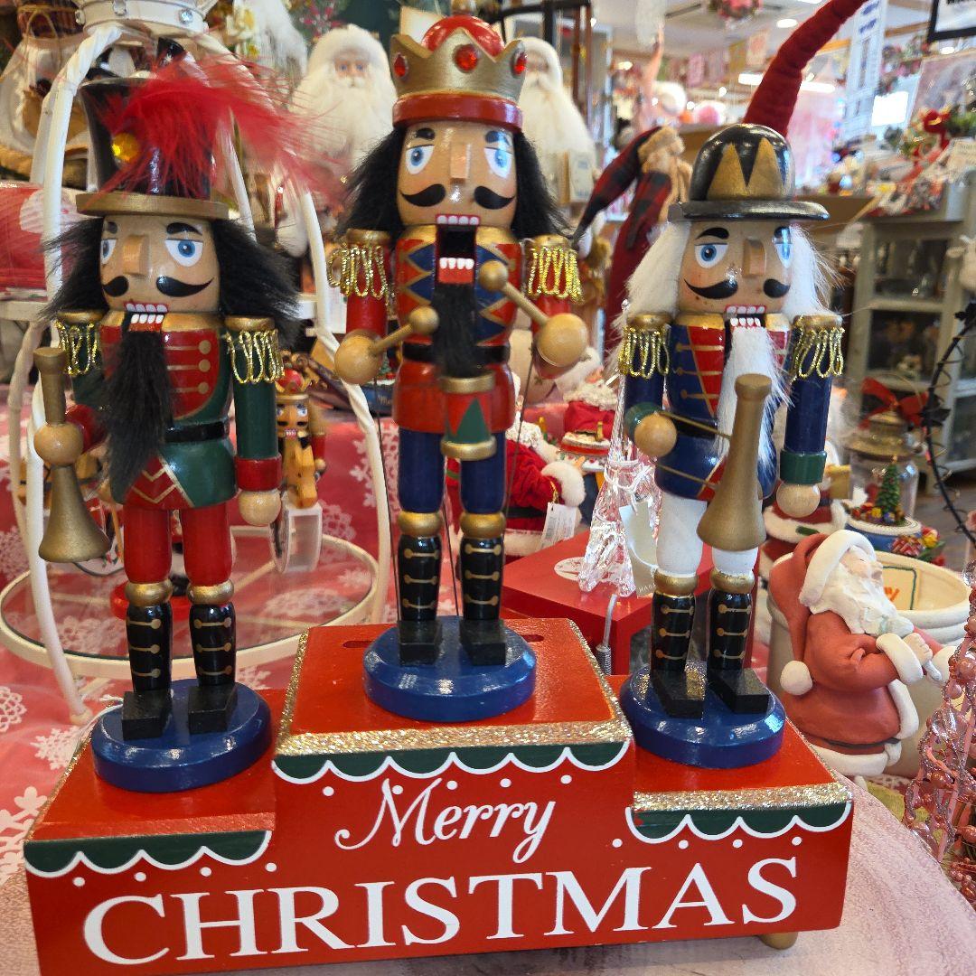 木製 くるみ割り人形 オルゴール