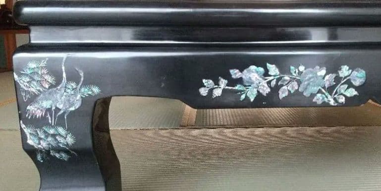 天然貝螺鈿細工の座卓