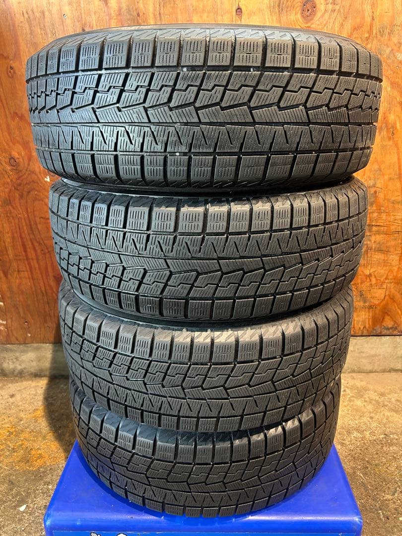 215/60R16 ヨコハマタイヤIG70