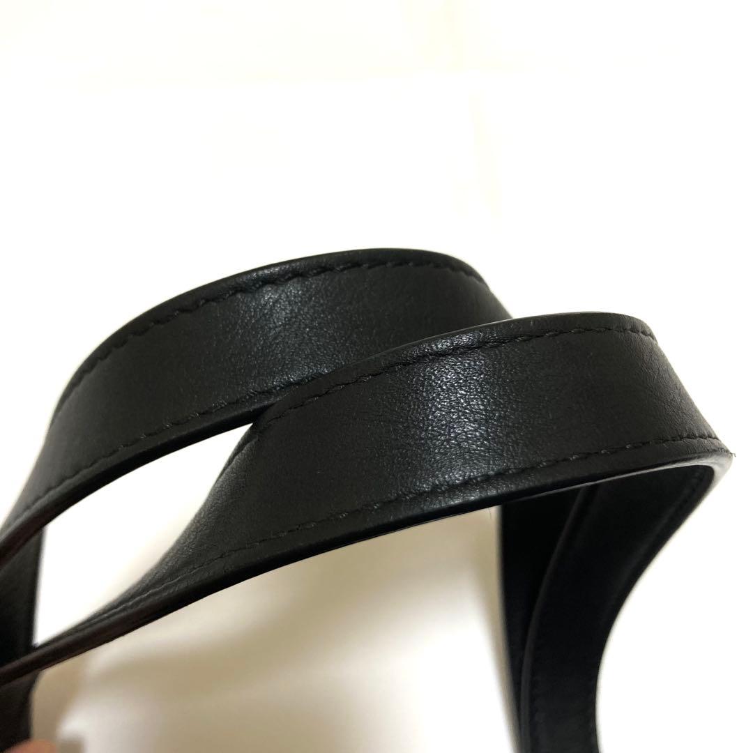 ラムちゃん 美品 ロゴトートバッグ 大きいサイズ VLTN バレンティノ