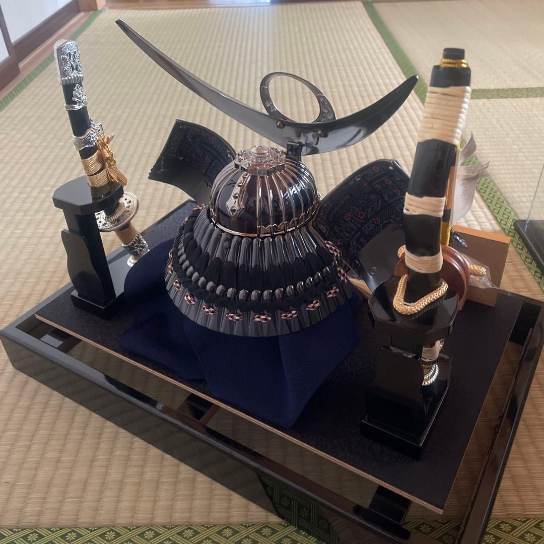 五月人形 武士の兜 ガラスケース付き