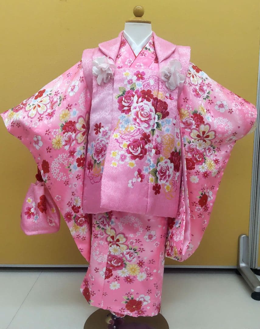 七五三○七五三着物○被布セット○着物○被布○3歳女の子○キッズ着物○襦袢○新品