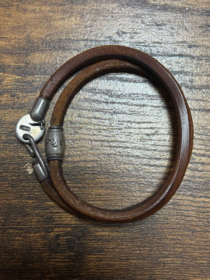 MOTOブラウンレザーブレスレット