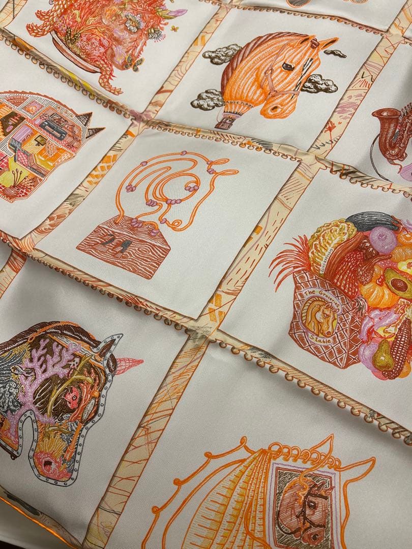 エルメススカーフ Chevaloscope シュヴァロスコープカレ90 オレンジ