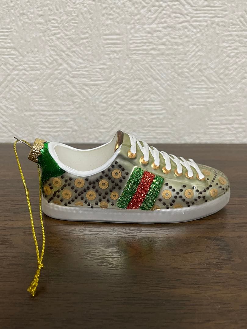 新品 アスティエ オーナメント GUCCI グッチ スニーカー Z31