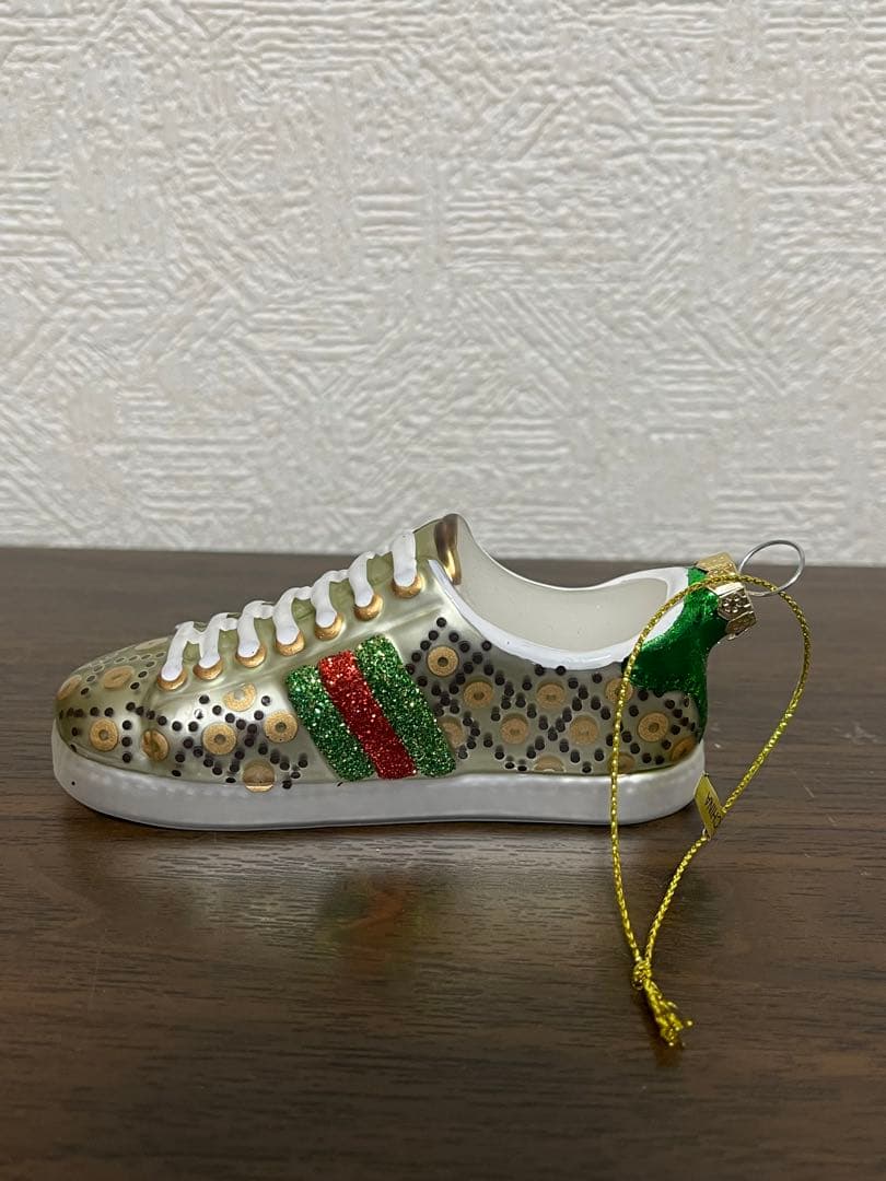 新品 アスティエ オーナメント GUCCI グッチ スニーカー Z31