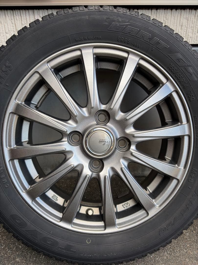 TOYO GARIT G5 スタッドレスタイヤホイールセット