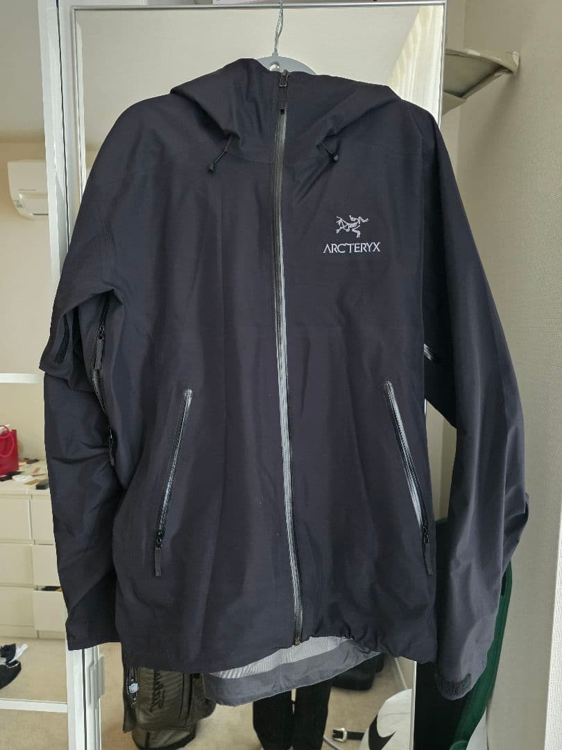 アークテリクス ベータLTジャケット ブラック Mサイズ