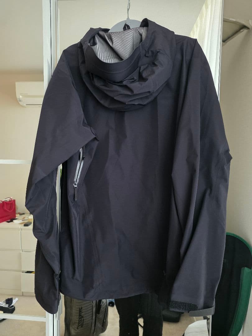 アークテリクス ベータLTジャケット ブラック Mサイズ