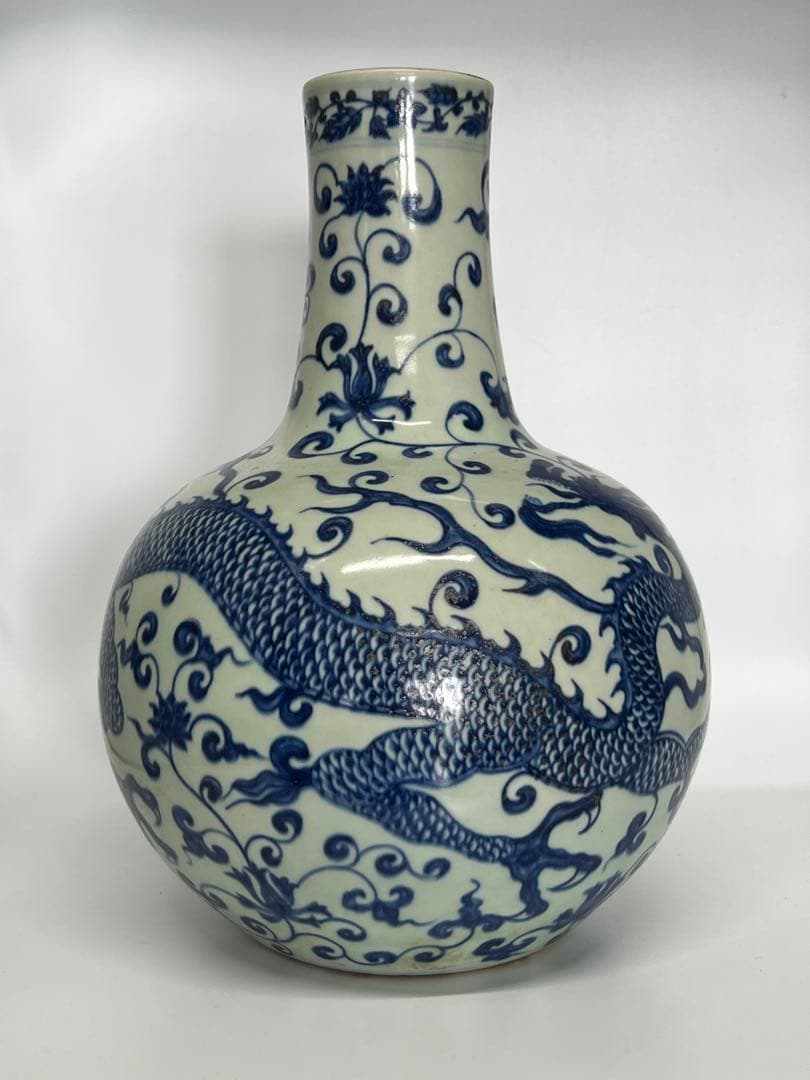 中国清時代　青花染付花瓶　重さ:4900g