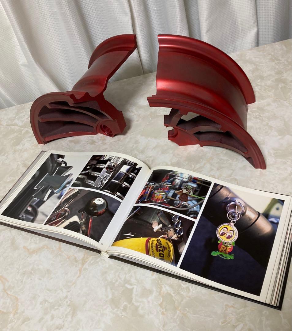 アメリカのアルミホィールで作ったブックエンド　洋書一冊付き　レア