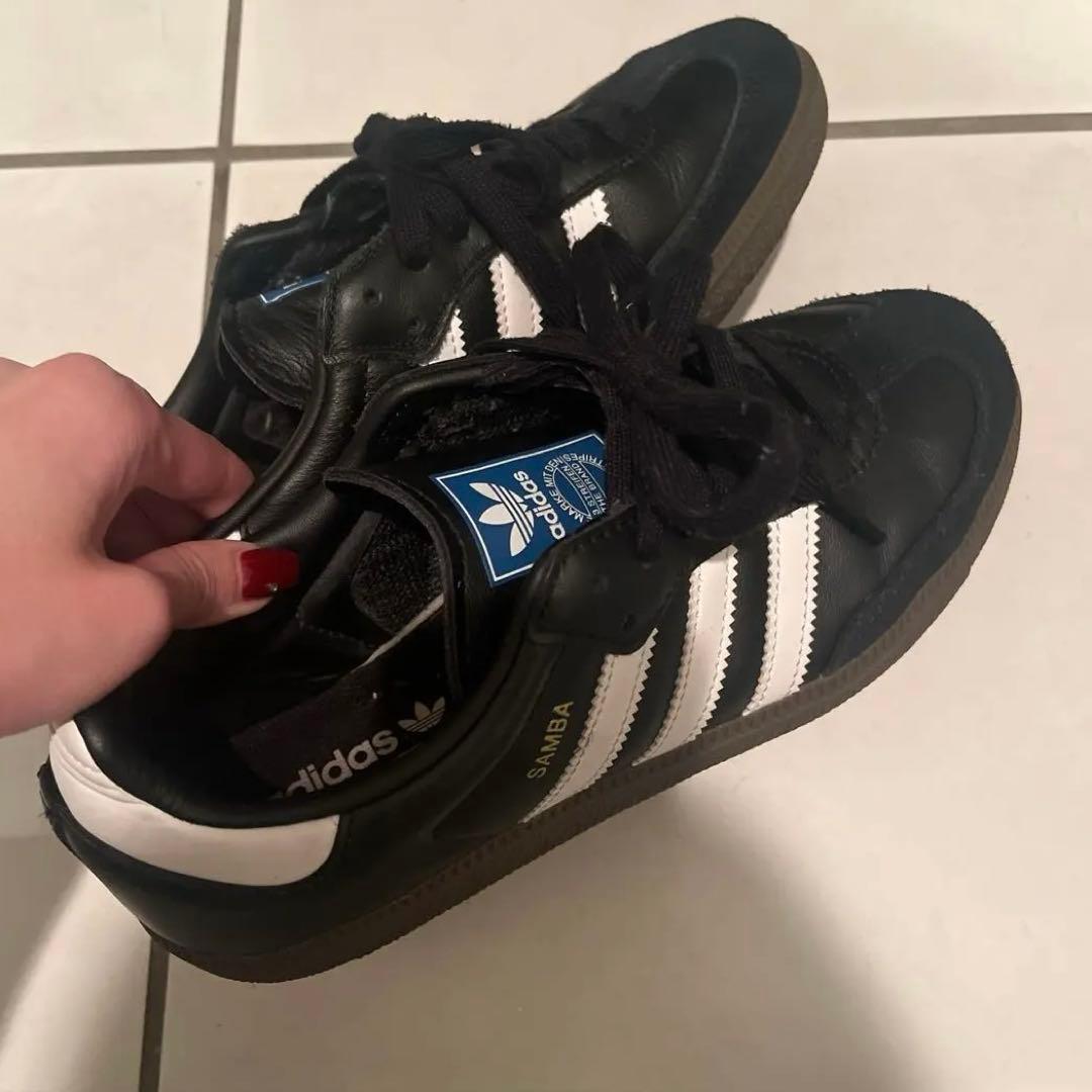 adidas samba ブラック 24.0cm スニーカー