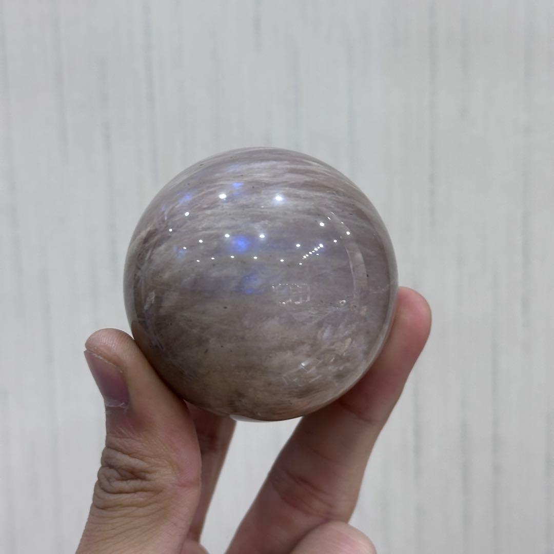 天然石ムーンストーンのでスフィア　丸玉　置物G.271