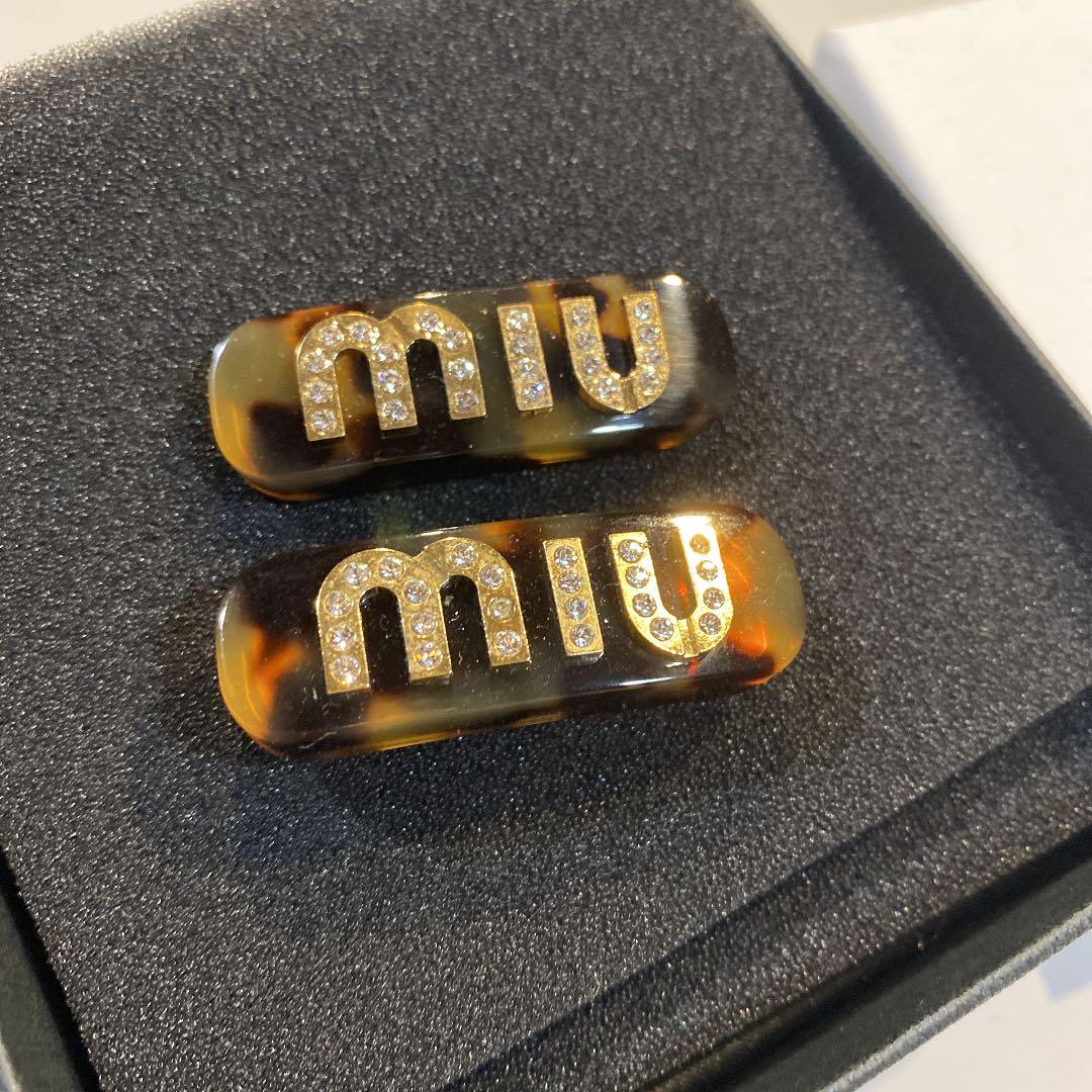 miumiu べっこう　ヘアクリップ